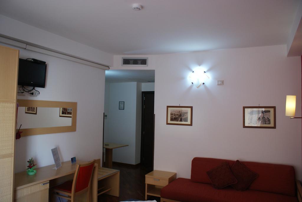 Catania Crossing B&B - Rooms & Comforts Exterior photo