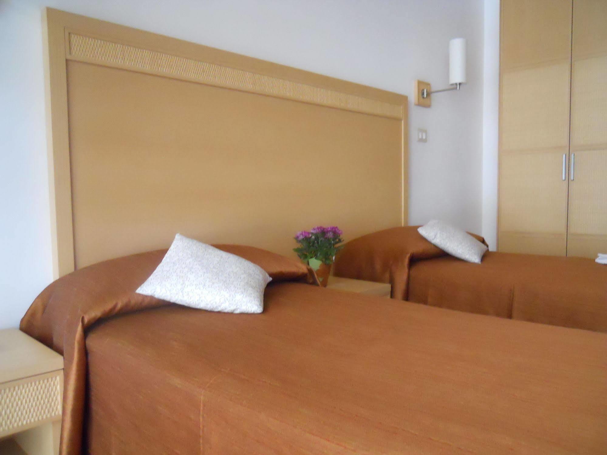 Catania Crossing B&B - Rooms & Comforts Exterior photo